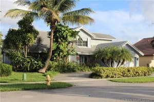 1640 W Oak Knoll Cir, Davie, FL 33324, Sold 01/29/16