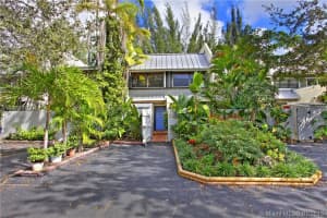4917 SW 71st Pl, Miami, FL 33155, Sold 05/20/16