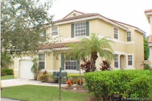 15215 SW 51st St, Davie, FL 33331, Sold 03/31/16
