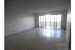 800 NE 195th St, Miami, FL 33179, Sold 03/04/16