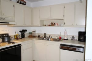 900 NE 195th St, Miami, FL 33179, Sold 06/22/16