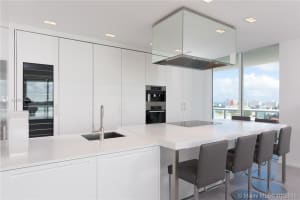 450 Alton Rd, Miami Beach, FL 33139, Sold 03/17/16