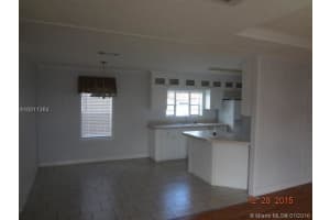 13360 SW 8th St, Davie, FL 33325, Sold 02/18/16