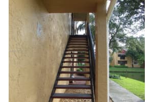 161 SW 84th Ave, Pembroke Pines, FL 33025, Sold 02/12/16