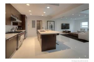 125 Ocean Dr, Miami Beach, FL 33139, Sold 04/08/16