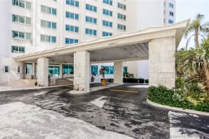 5333 Collins Ave, Miami Beach, FL 33140, Sold 03/25/16