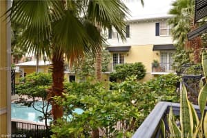 2251 NE 9th Ave, Wilton Manors, FL 33305, Sold 03/24/16