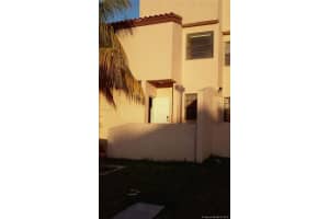 805 NW 105th Pl, Miami, FL 33172, Sold 04/15/16