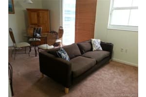 185 SE 14th Terrace, Miami, FL 33131, Sold 05/27/16