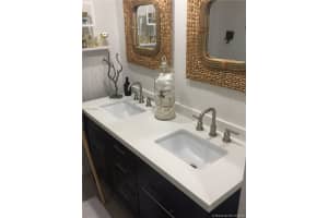 3375 N Country Club Dr, Miami, FL 33180, Sold 01/30/17