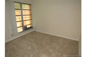 9459 SW 76th St APT R7, Miami, FL 33173, Sold 06/09/16