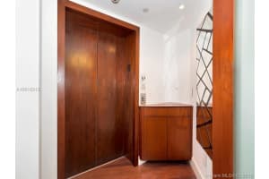 1455 Ocean Dr, Miami Beach, FL 33139, Sold 04/27/16