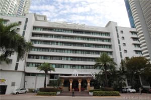 6345 Collins Ave, Miami Beach, FL 33141, Sold 05/02/16