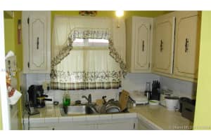 7910 Taft St, Pembroke Pines, FL 33024, Sold 12/22/16