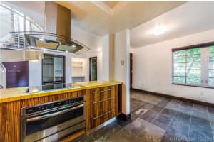 1050 Jefferson Ave APT 1, Miami Beach, FL 33139, Sold 05/30/17