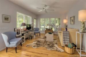 745 13th St APT 9, Miami Beach, FL 33139, Sold 04/25/16