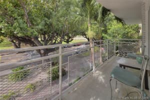 745 13th St APT 9, Miami Beach, FL 33139, Sold 04/25/16