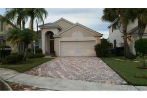 9907 N Grand Duke Cir, Tamarac, FL 33321, Sold 02/29/16