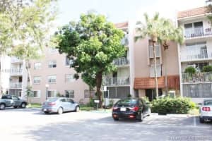 8421 NW 8th St, Miami, FL 33126, Sold 03/22/16