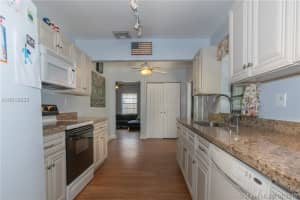 12840 SW 9th Pl, Davie, FL 33325, Sold 03/31/16