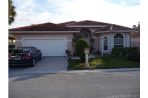 11520 SW 10th St, Pembroke Pines, FL 33025, Sold 06/01/16