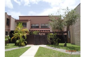 415 W Park Dr, Miami, FL 33172, Sold 04/20/16