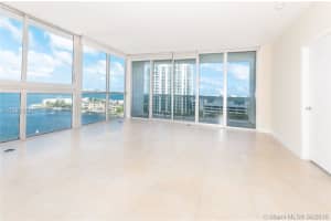 7929 West Dr, North Bay Village, FL 33141, Sold 07/22/16