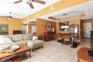 9748 NW 45th Ln, Doral, FL 33178, Sold 04/26/16