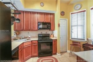 9748 NW 45th Ln, Doral, FL 33178, Sold 04/26/16