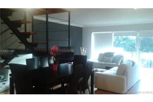 9907 NW 9th St Cir, Miami, FL 33172, Sold 05/12/16