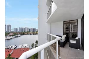 3610 Yacht Club Dr, Aventura, FL 33180, Sold 09/12/16