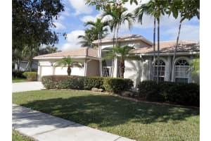 2525 Fairways Dr, Homestead, FL 33035, Sold 03/25/16