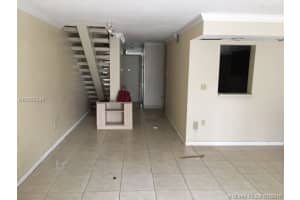 9404 SW 77th Ave APT M6, Miami, FL 33156, Sold 03/17/16