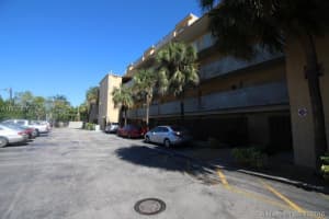 6900 N Kendall Dr APT A208, Pinecrest, FL 33156, Sold 05/27/16