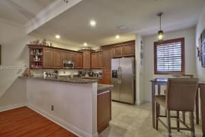 2685 NE 9th Ave, Wilton Manors, FL 33334, Sold 02/29/16