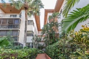 55 Ocean Ln Dr, Key Biscayne, FL 33149, Sold 04/13/16