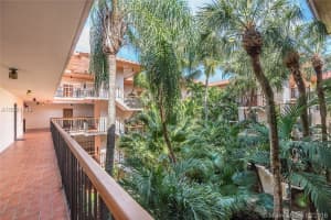 55 Ocean Ln Dr, Key Biscayne, FL 33149, Sold 04/13/16