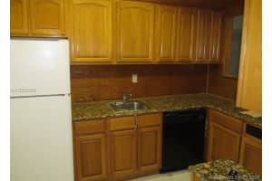 16850 S Glades Dr #8c, North Miami Beach, FL 33162, Sold 04/08/16