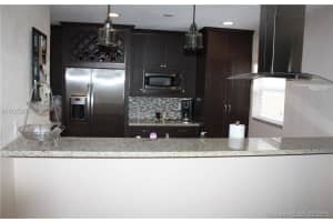 15420 Sharpecroft Dr, Hialeah, FL 33014, Sold 04/28/16