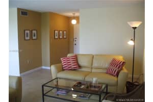9800 W Bay Harbor Dr, Bay Harbor Islands, FL 33154, Sold 07/27/16