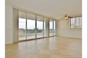 6422 Collins Ave, Miami Beach, FL 33141, Sold 05/17/16