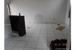 8856 SW 5th St, Miami, FL 33174, Sold 08/26/16