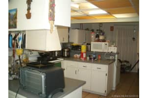 15461 SW 81st Cir Ln, Miami, FL 33193, Sold 07/15/16