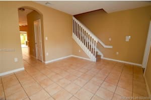 16617 NW 71st Ave, Hialeah, FL 33014, Sold 05/18/16