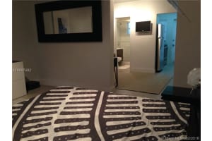 911 Meridian Ave, Miami Beach, FL 33139, Sold 04/01/16