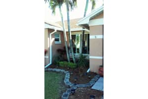 13760 SW 284th St, Homestead, FL 33033, Sold 03/25/16