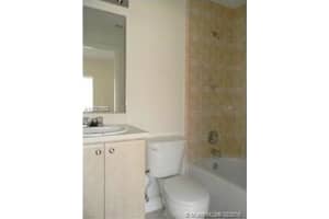 7995 NW 8th St #108c, Miami, FL 33126, Sold 06/10/16