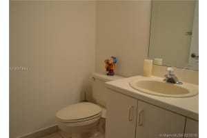 878 NW 133rd Ave, Pembroke Pines, FL 33028, Sold 03/31/16