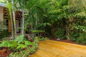 274 S Island Rd, Golden Beach, FL 33160, Sold 10/20/16
