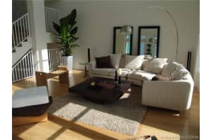 240 Ari Way, Miami Beach, FL 33141, Sold 02/03/16